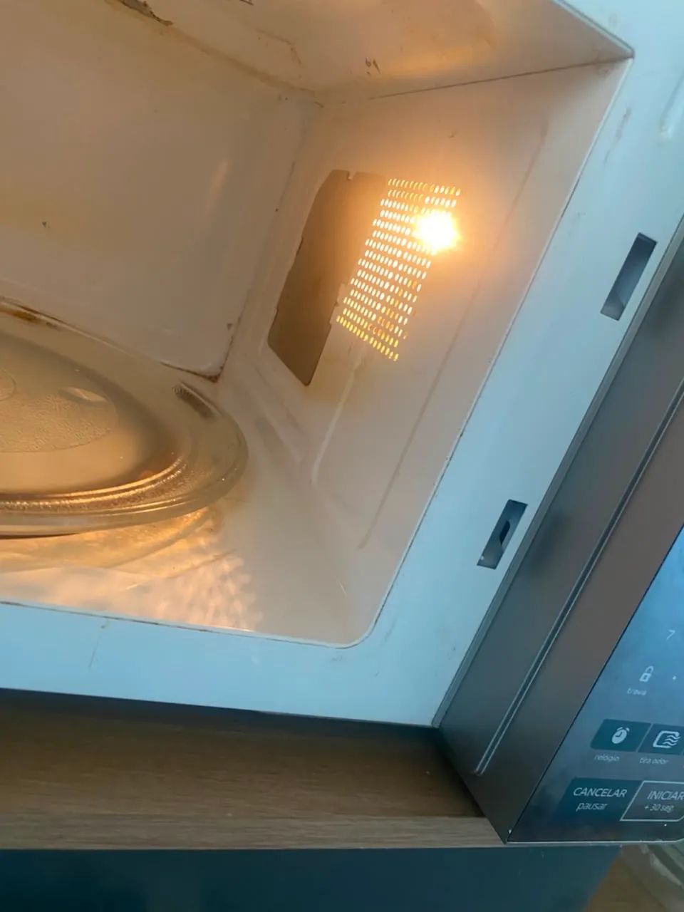 Microondas Cônsul 32 l - Foto 3