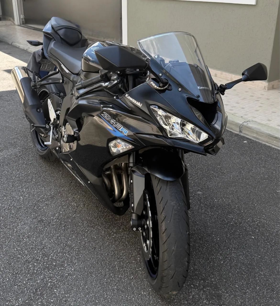 2020年　７月 2020年モデル(2021年？)のZX-6Rの発売日は7月でカラー変更のみっぽい