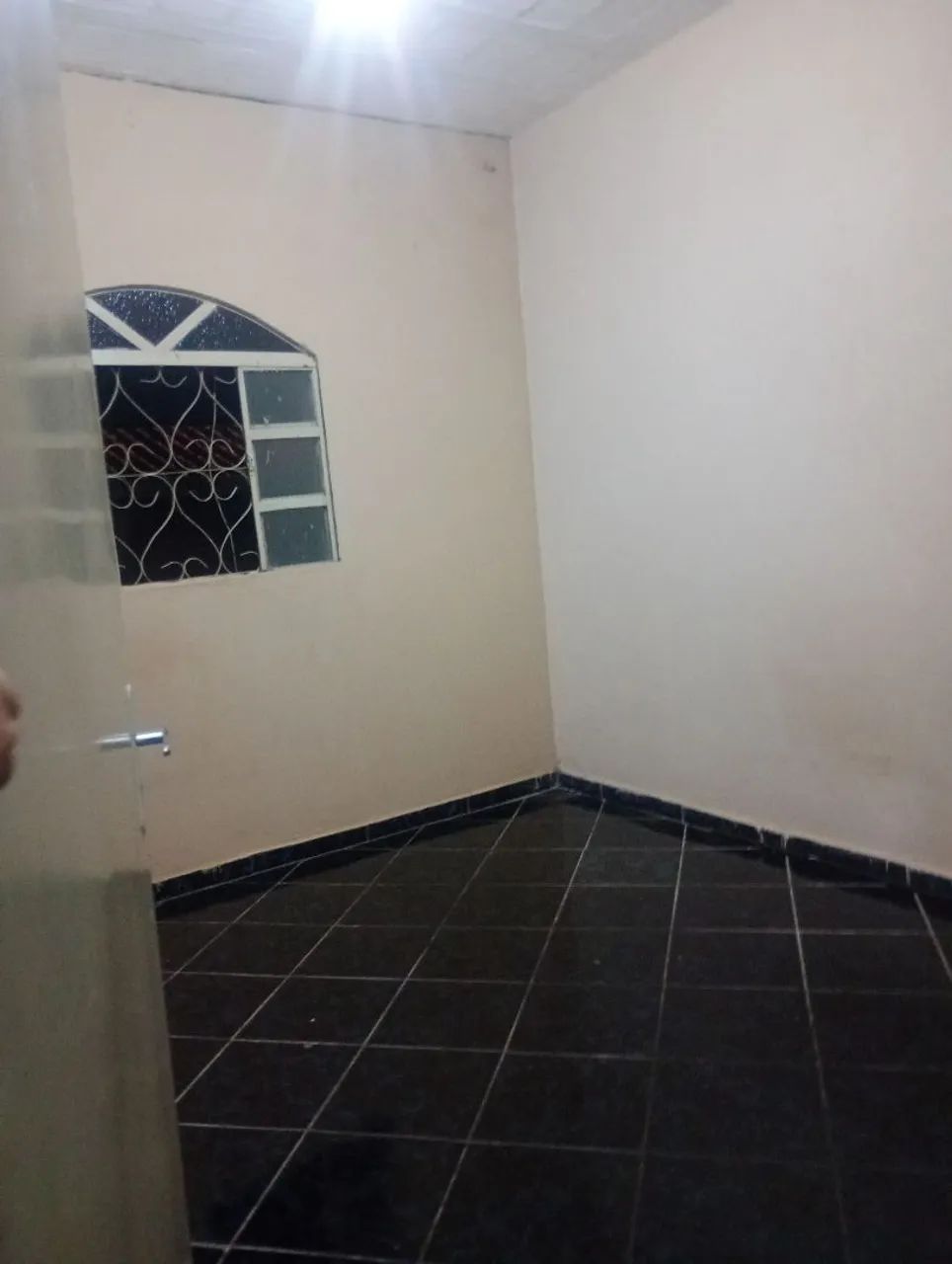 Aluga-se Tel: * - Foto 5