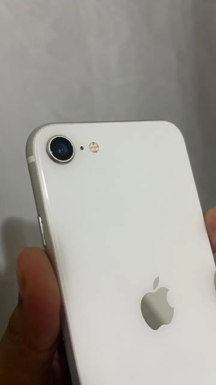 iPhone SE 128GB - Ótimo estado IOS 26.1 mesmo processador do iPhone 11 - Foto 4