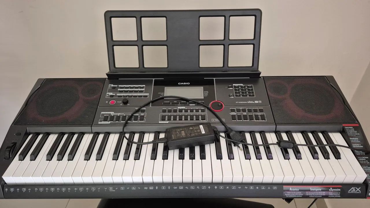 Teclado Casio CT-X5000 (pouquíssimo usado))