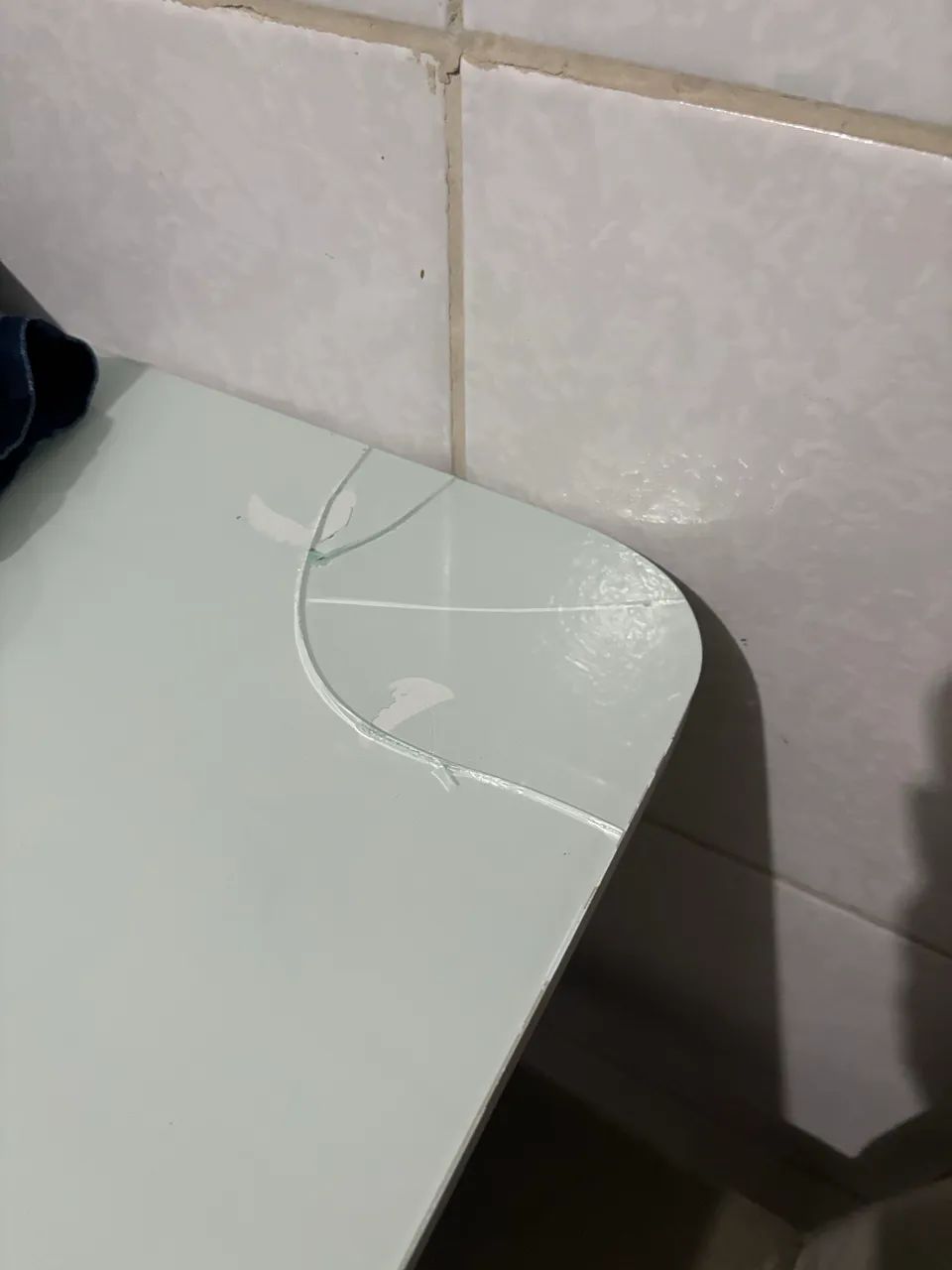 Mesa de Jantar + 4 Cadeiras | Vidro do Tampo Quebrado - Foto 2