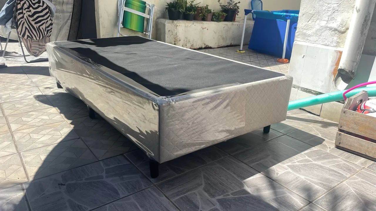 Cama Box Solteiro Semi Nova - Impecável