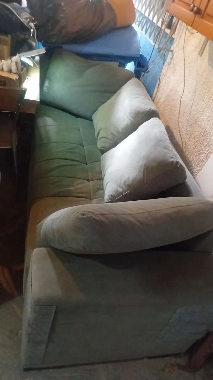 Sofá 3 lugares R$ 150,00 - Foto 4