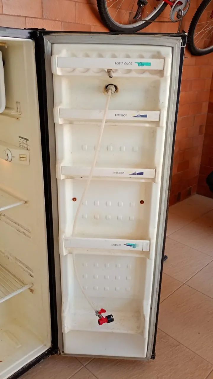 Geladeira e Cervejeira com torneira para Chopp.  - Foto 6