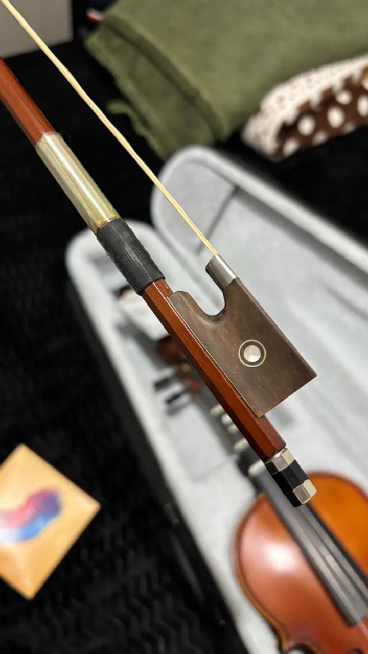 Violino 4/4 Completo - Comprado na Alemanha - Pronto para tocar - Foto 3