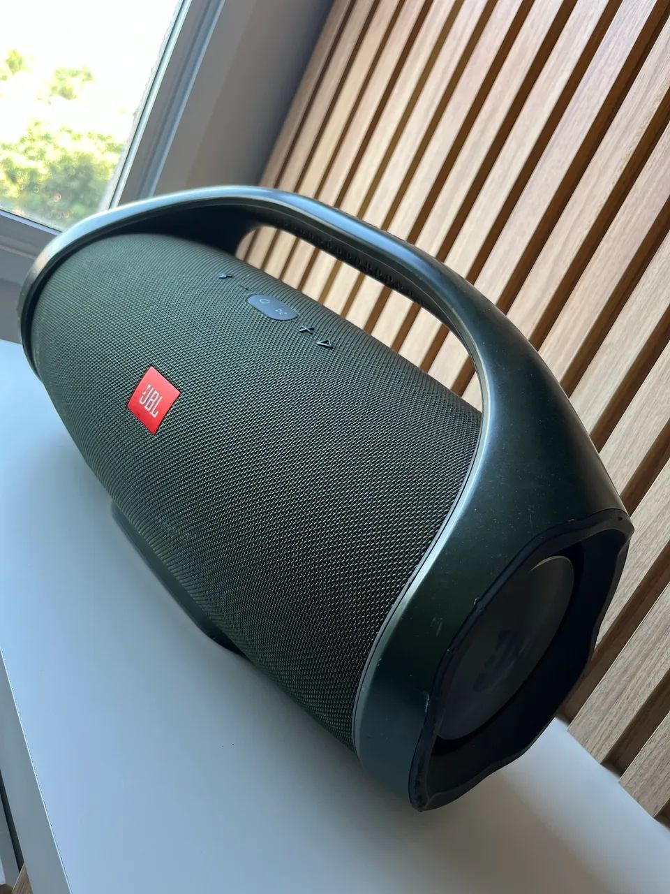 JBL boombox 1