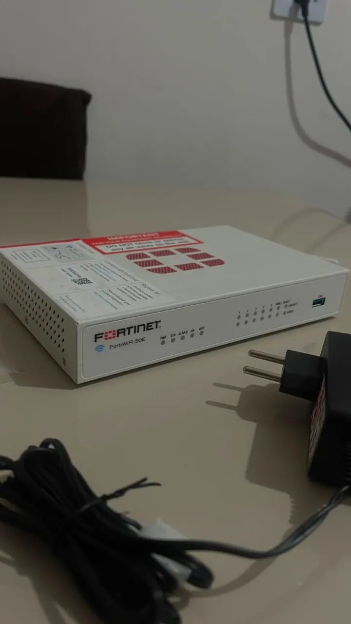 Firewall FortiWiFi 50e - Foto 2