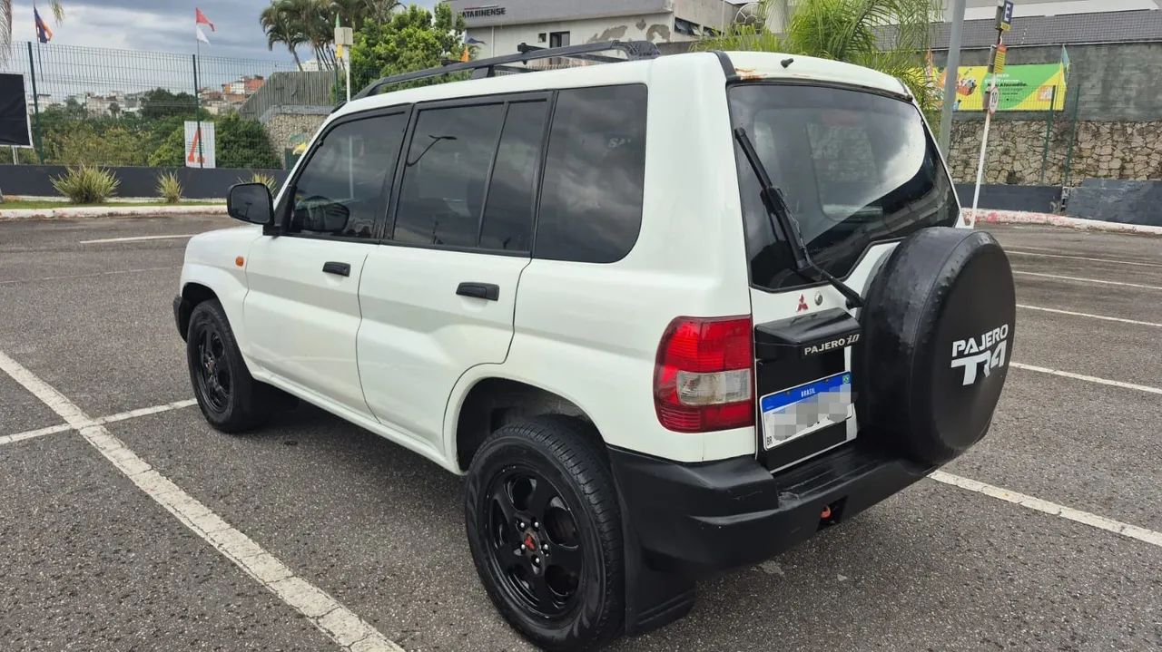 Mitsubishi Pajero IO Aut. 2001 - Foto 5