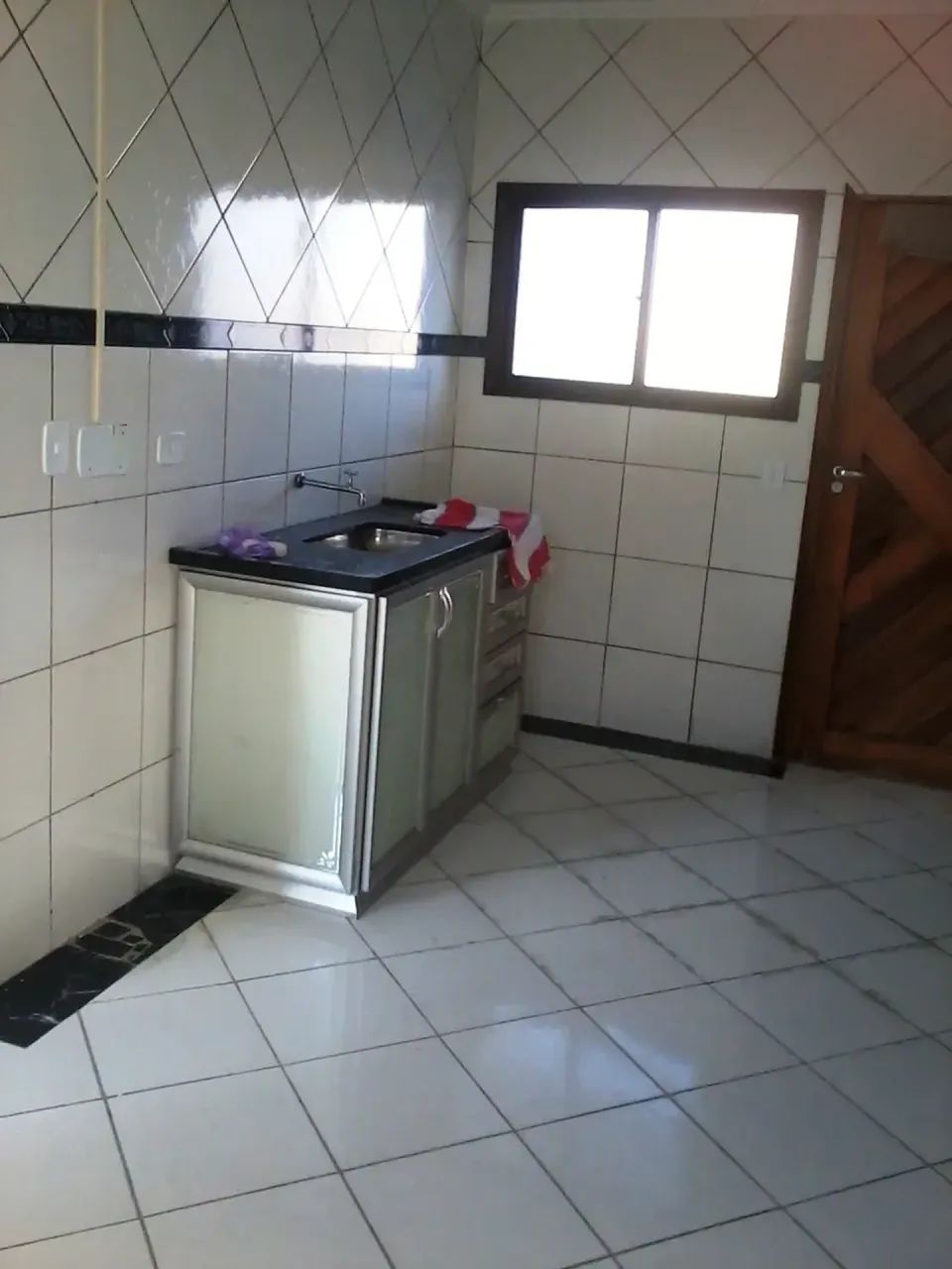 Apto aluguel com 75 M² com 2 Dormitórios em Centro - Mongaguá - SP - Foto 4