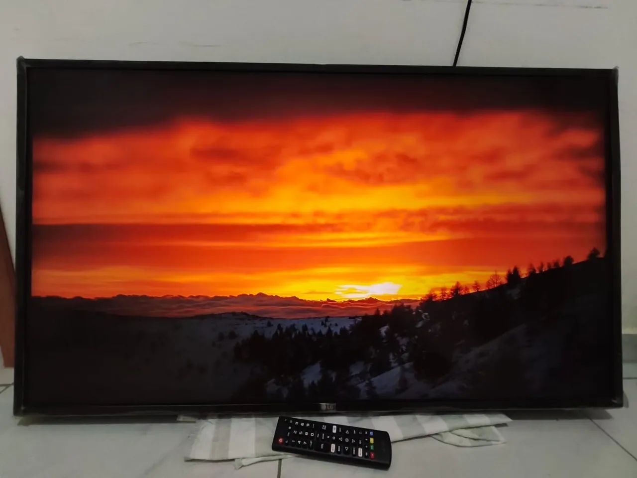 TV LG SMART 43 POLEGADAS  - Foto 4