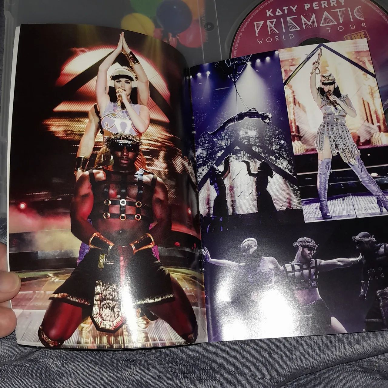 Dvd Katy perry - Prismatic tour - Foto 5