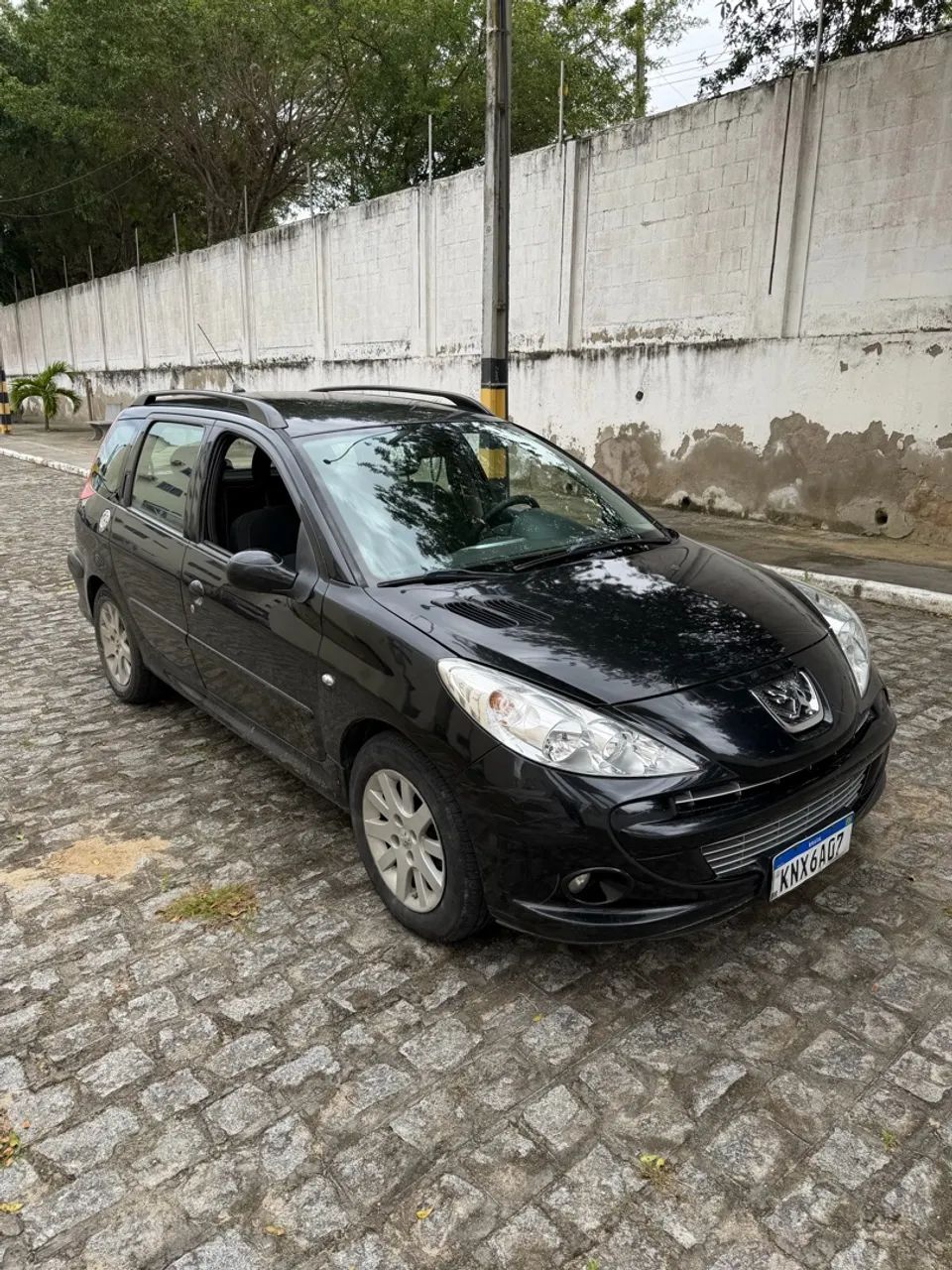 Peugeot 207 207 SW XS 1.6 Flex 16V 5p Aut. 2011
