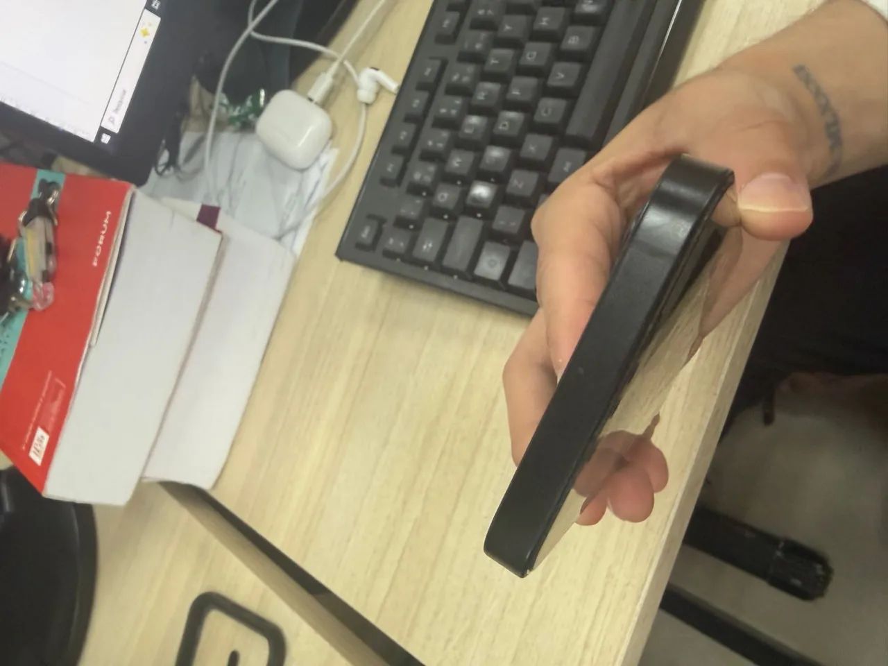 iPhone 16E - 256GB PRETO - Foto 3