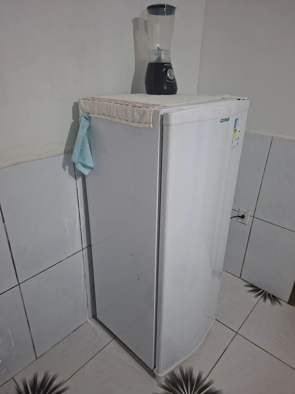 Geladeira semi nova - Foto 3