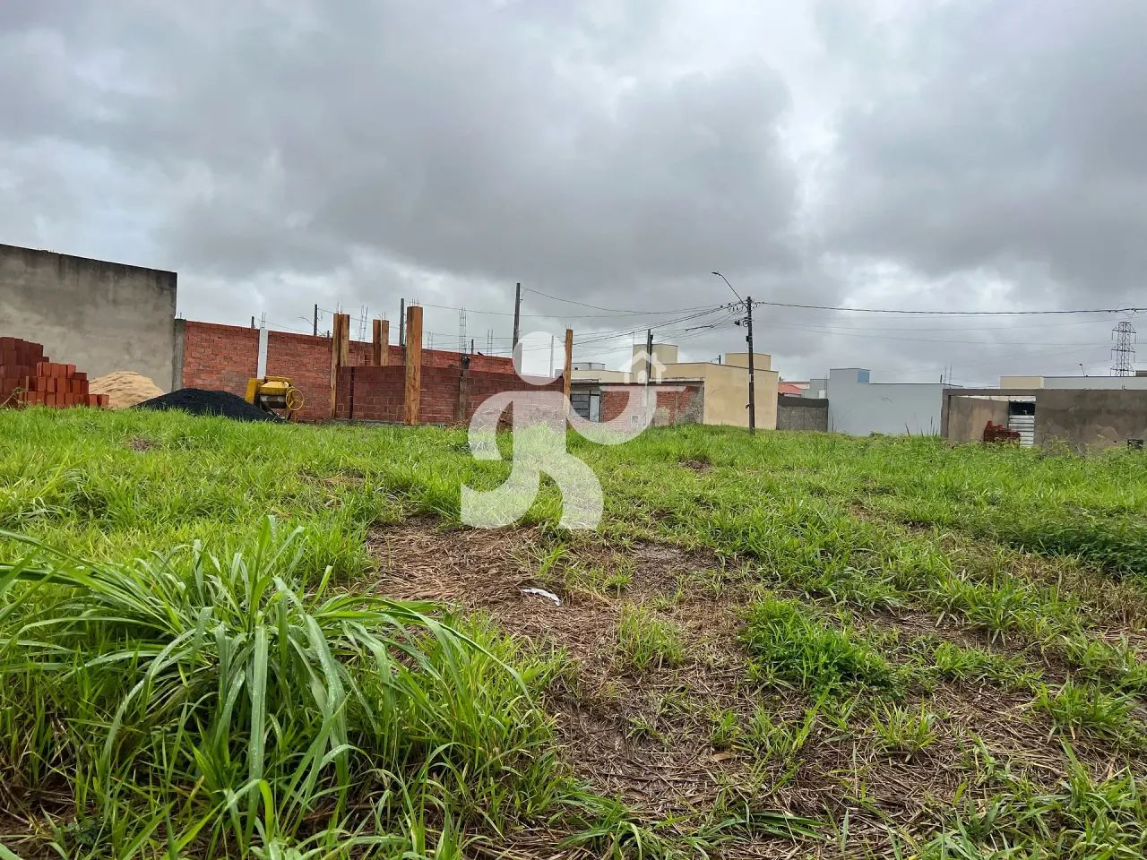 Terreno à venda, Jardim Oriente, Piracicaba, SP