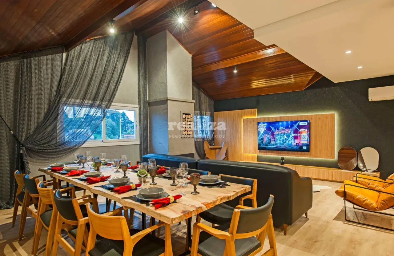APARTAMENTO 2 SUITES NO CENTRO DE GRAMADO