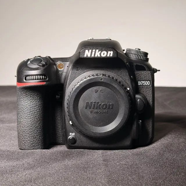 Nikon D7500  - Foto 2