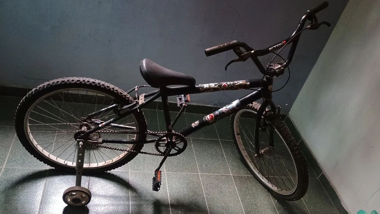 Bicicleta aro 24, completa 