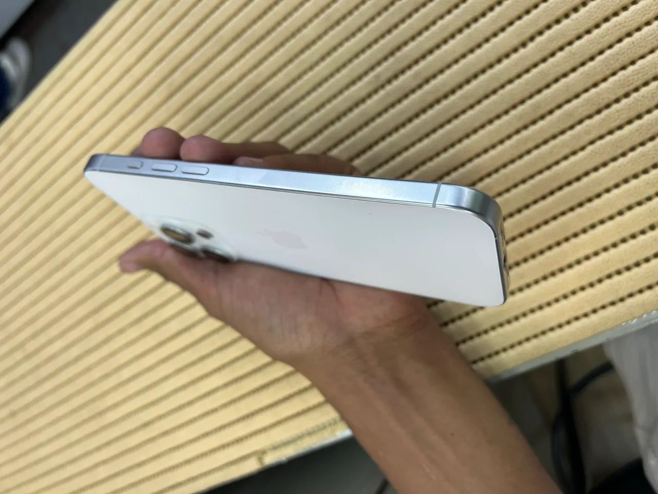 iPhone 16 pro Max de 512 gigas todo original  - Foto 2