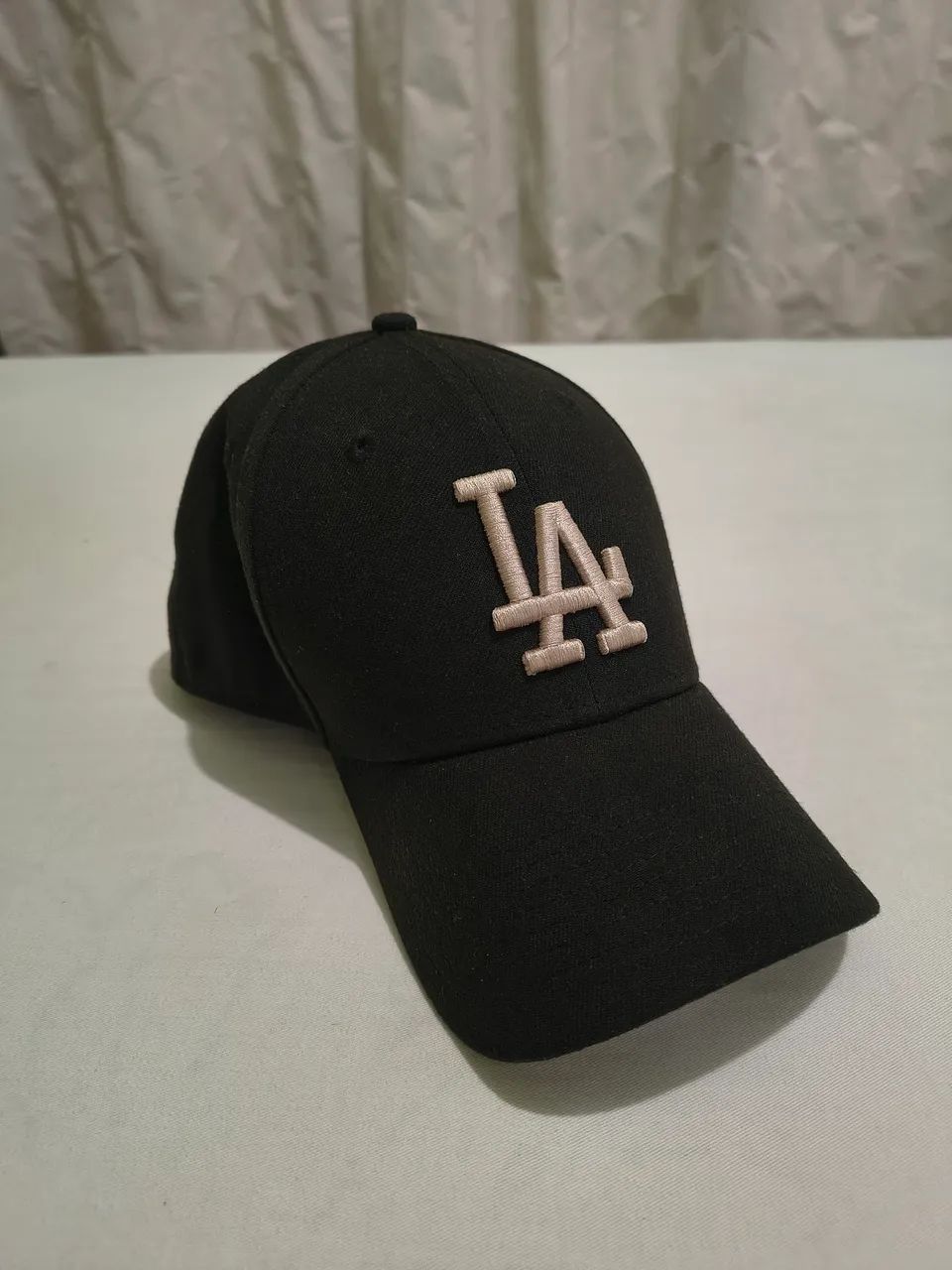 Boné New Era 39thirty Los Angeles Dodgers Preto, original 