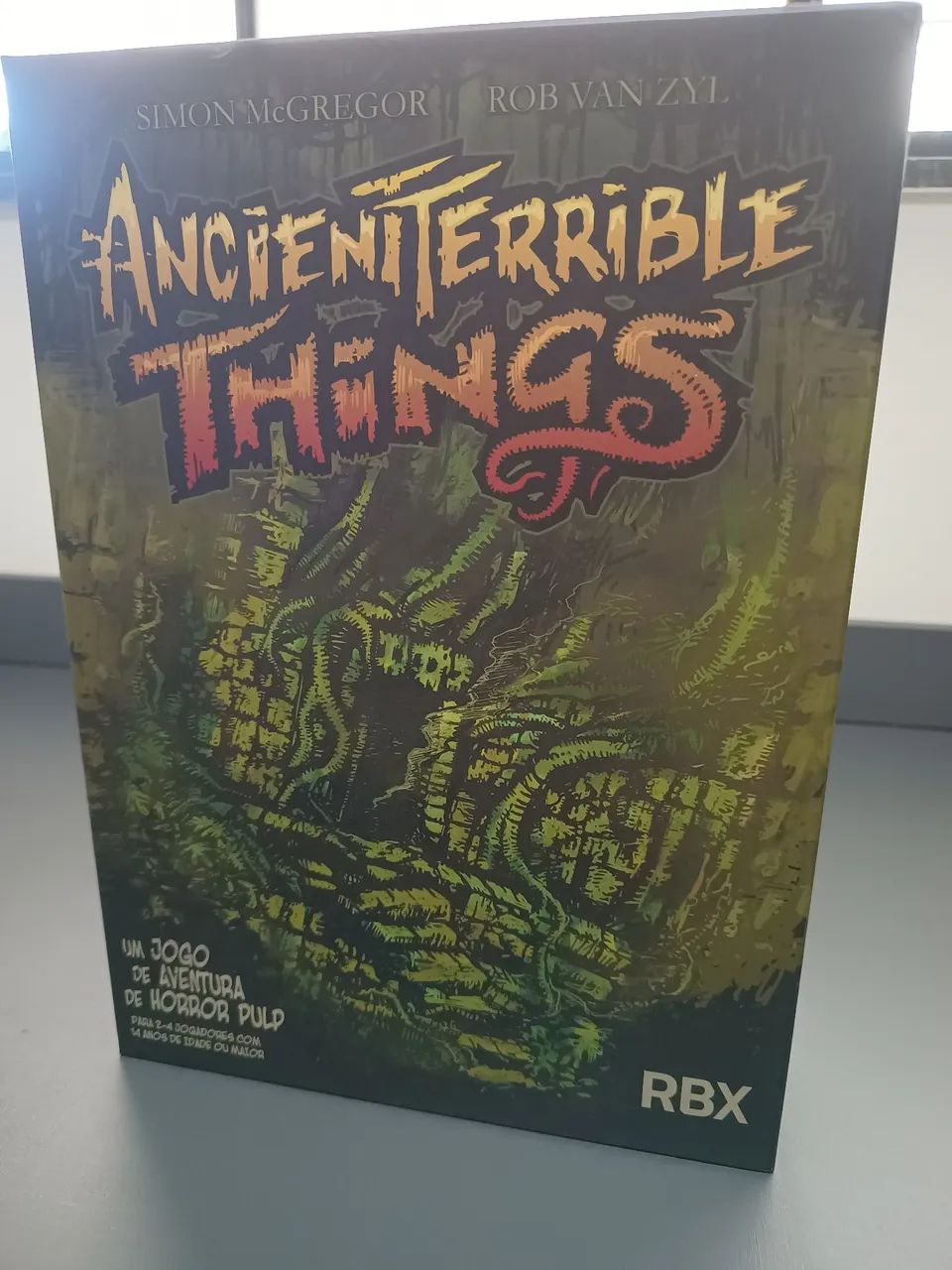 Jogo de Tabuleiro Ancient Terrible Things