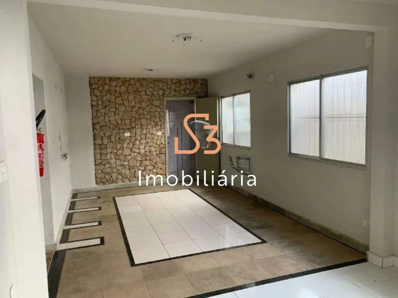 CASA COMERCIAL em UBERLÂNDIA - MG, BRASIL - Foto 5