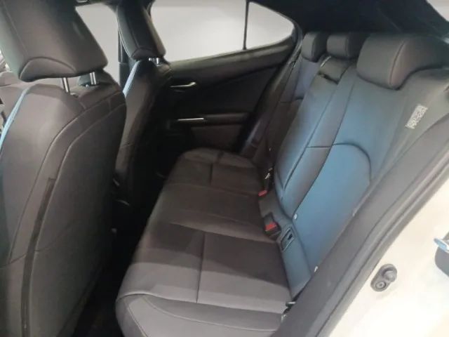 Lexus UX-250h Dynamic 2.0 16V Aut.(hybrid), foto 12 de 20