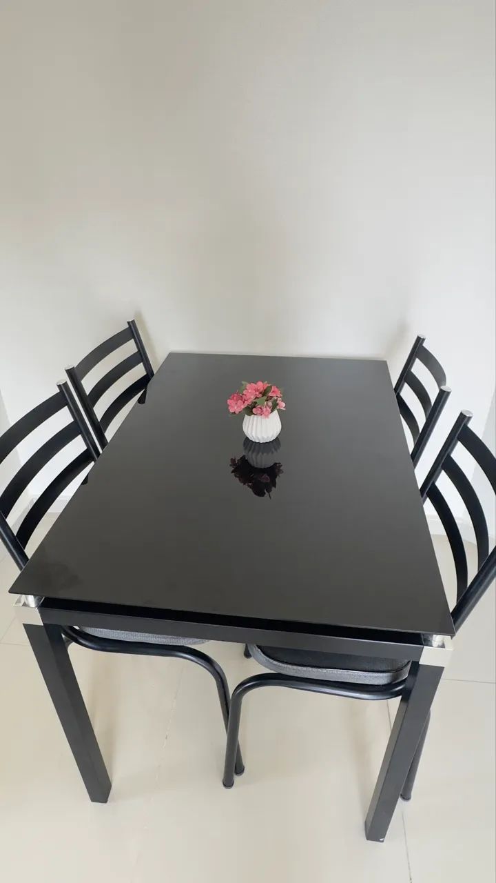 Jogo de mesa de jantar com 4 cadeiras  - Foto 2