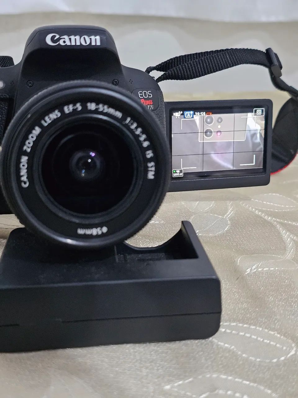 Canon T7i impecável 