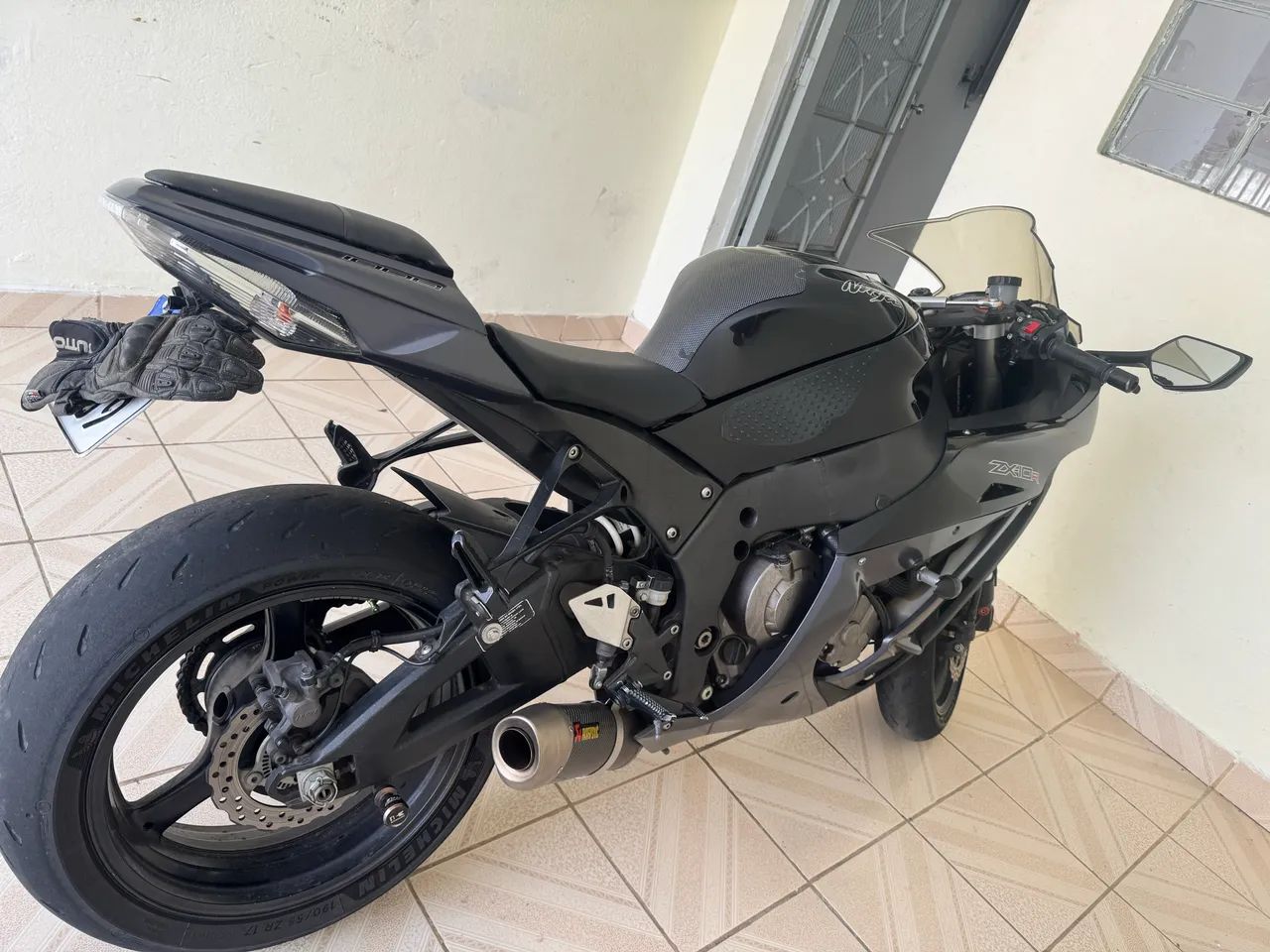 Kawasaki Zx-10/ Zx-10r 1000cc 2011 - 1494603642 | OLX