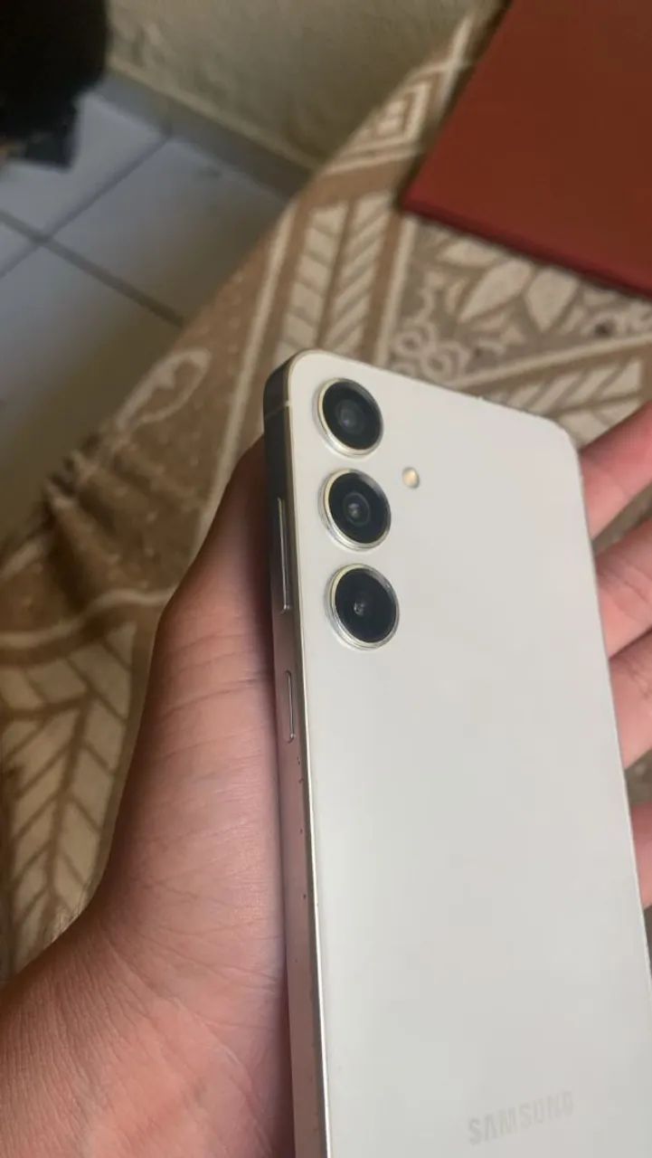 Vendo ou troco s24 plus zerado  - Foto 2