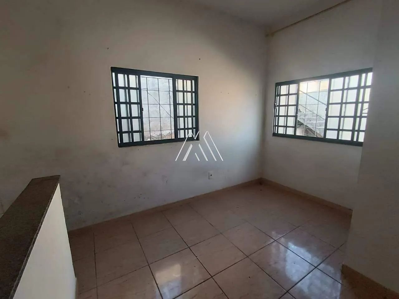 Vendo casa em Itaúna em excelente localização! - Foto 5