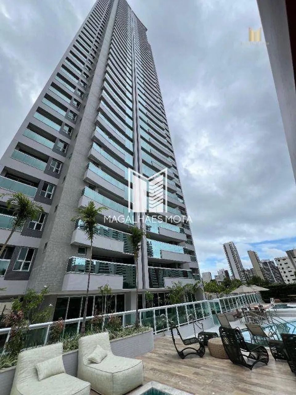 Apartamento com 4 dormitórios à venda, 188 m² por R$ 2.350.000,00 - Meireles - Fortaleza/C