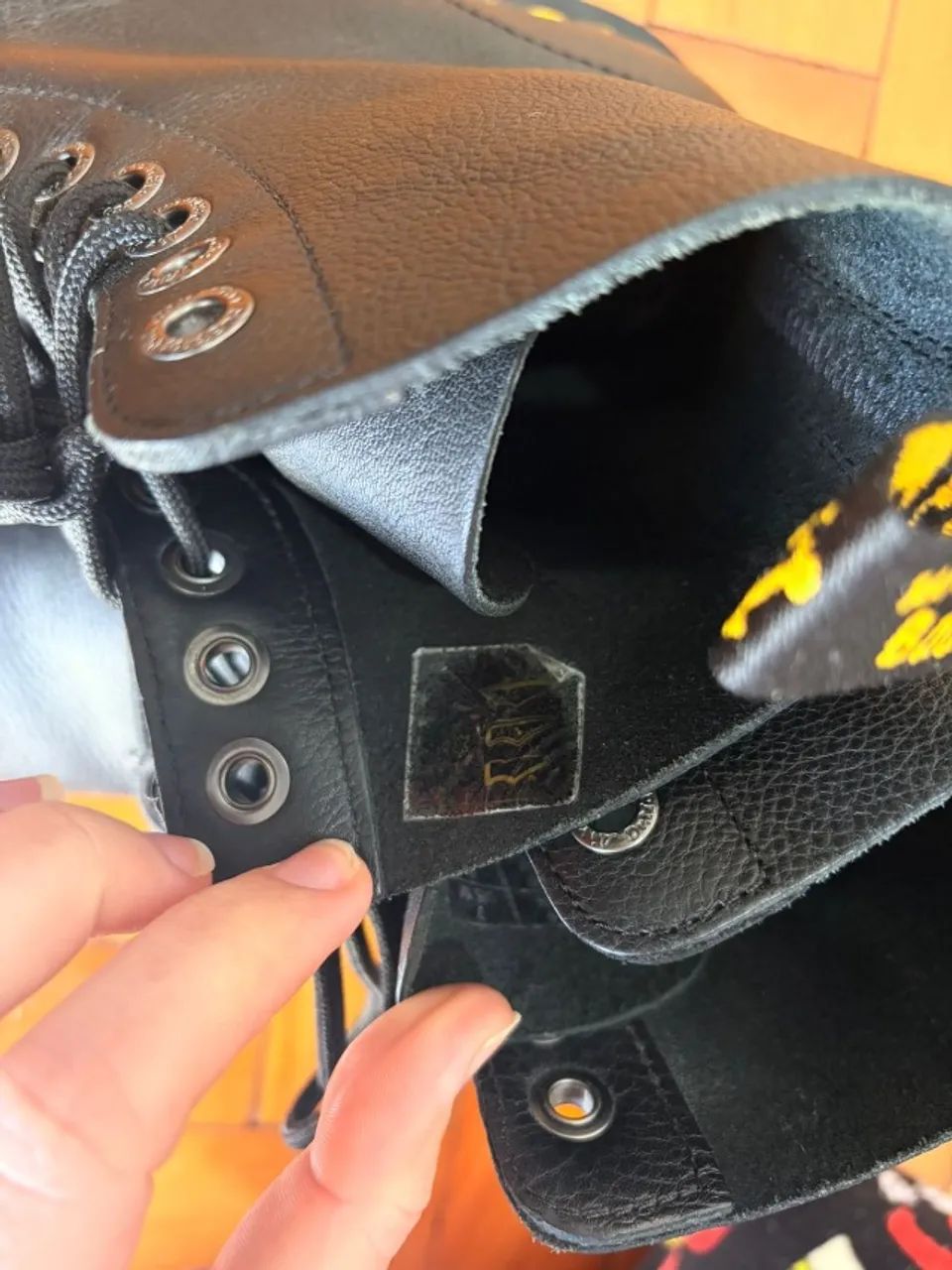 bota doc martens original T38 - Foto 5