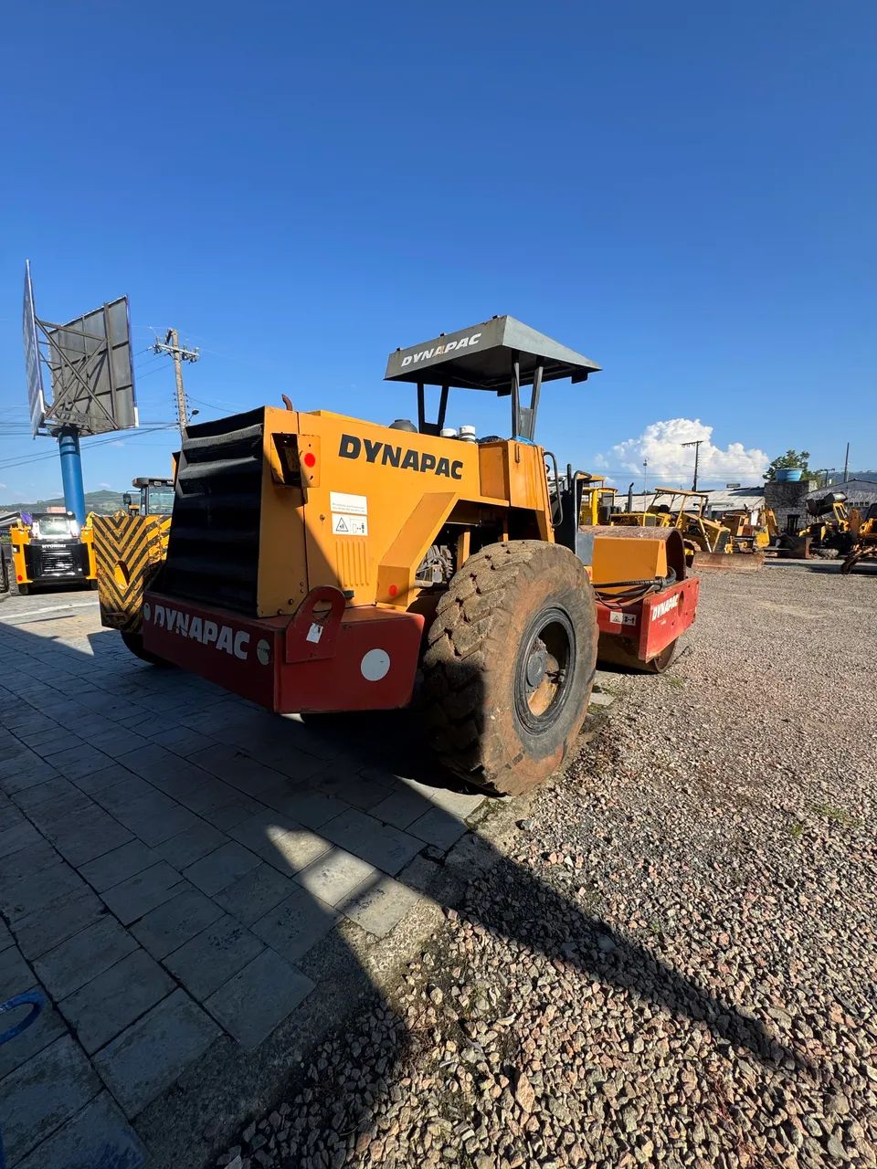 Rolo compactador dynapac ca25 liso  - Foto 4