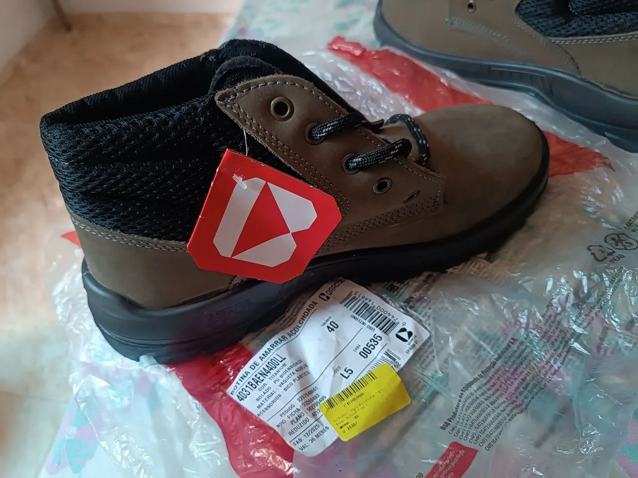 Botas Bracol c/ CA N° 40 NOVA - Foto 2