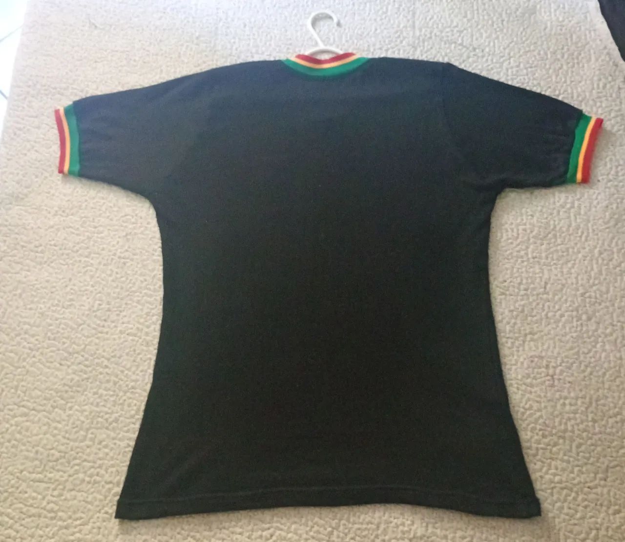 Camisa reggae Boyz Jamaica preta lã - Foto 2