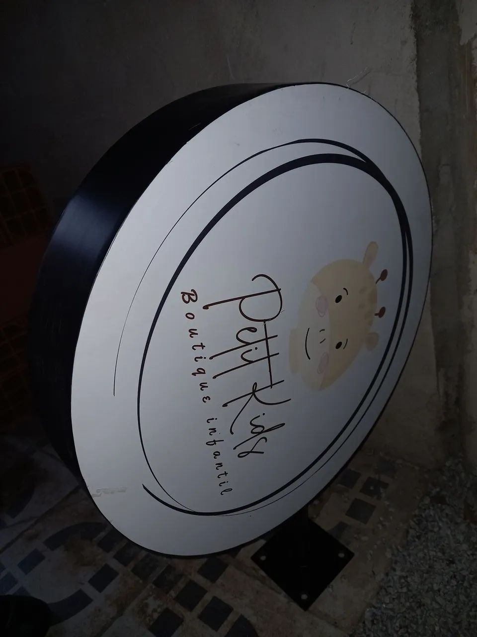 Placa Redonda de metal usada. - Foto 4