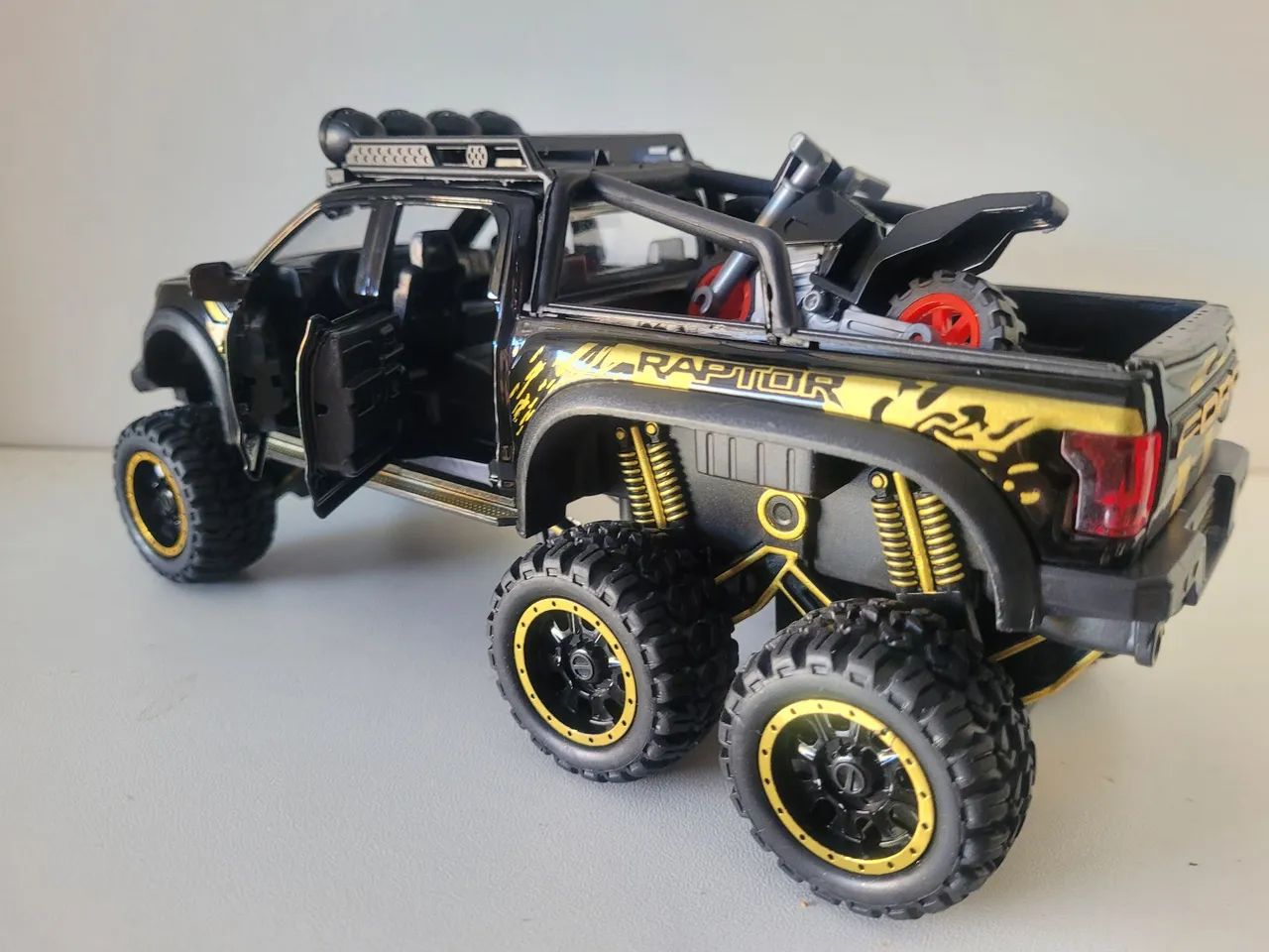 Miniatura Ford Raptor 6x6 - Foto 3