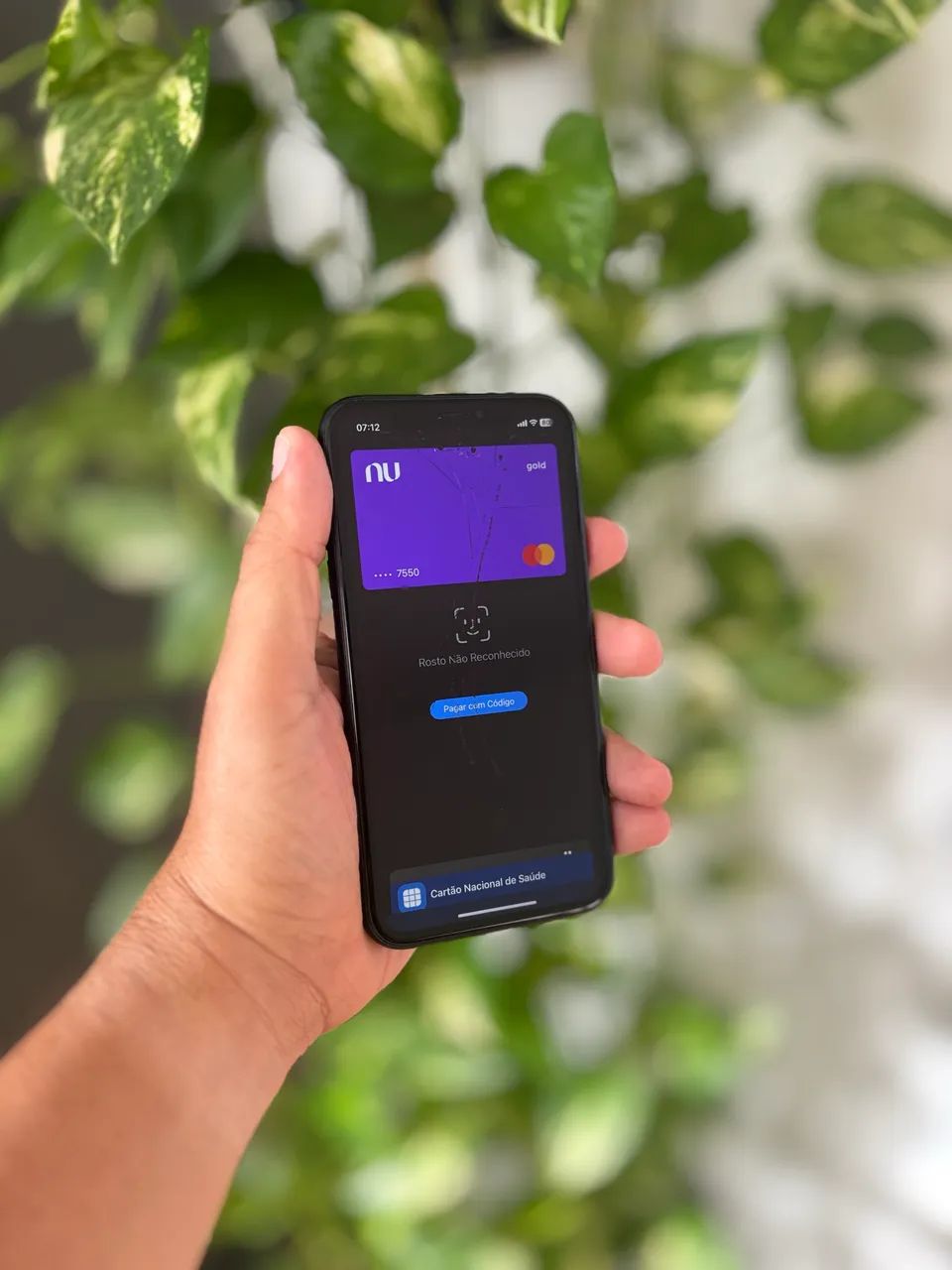 iPhone XR com 82% de bateria. Funciona tudo  - Foto 2