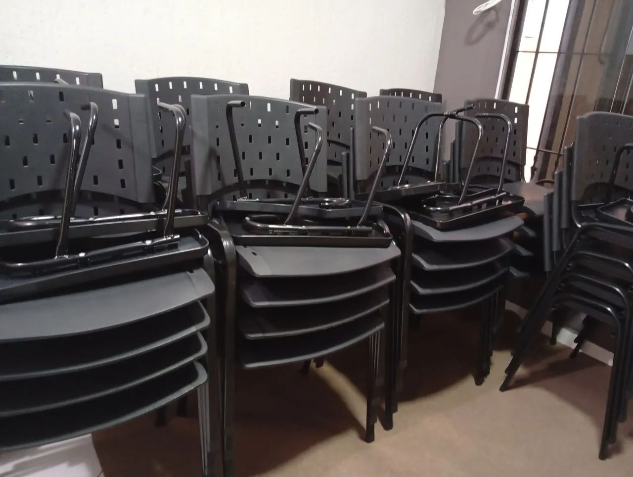 Cadeira universitária R$ 99,00 - Foto 2