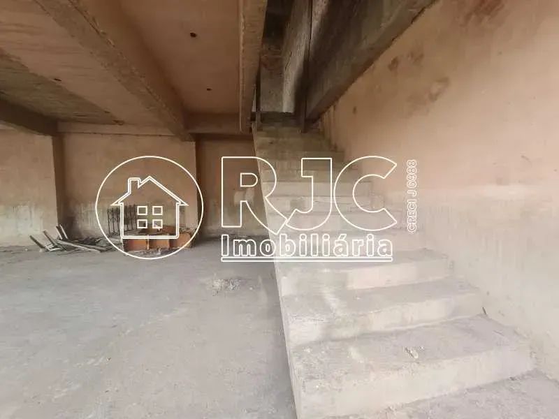 Imóvel para venda possui 701 metros quadrados com 3 quartos em Vila Isabel - Rio de Janeir - Foto 14