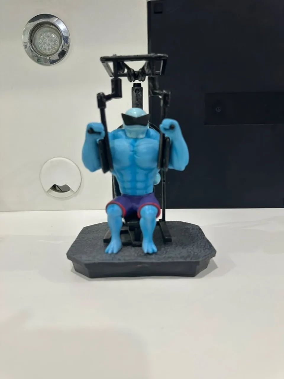 Figura Squirtle Academia 17cm x 13cm