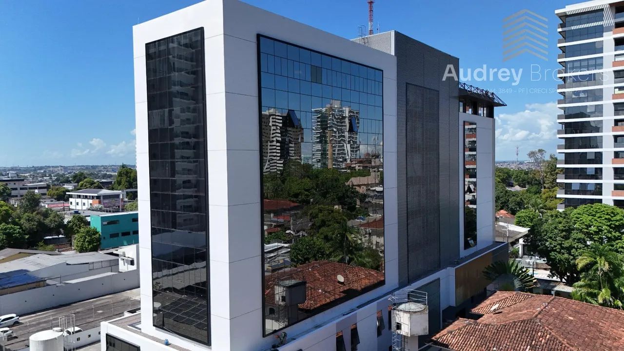 Sala grande para locação em Adrianópolis - Connect locação