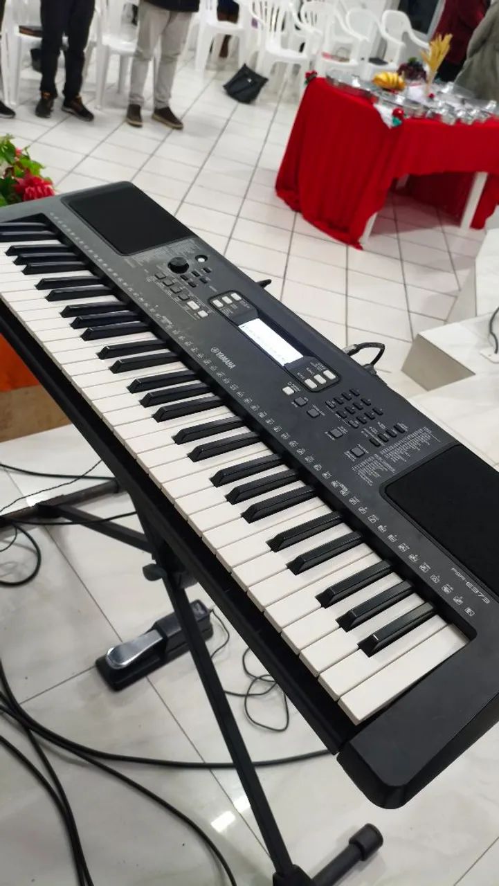 ? Yamaha PSR-E373 - Completo, Excelente! ?