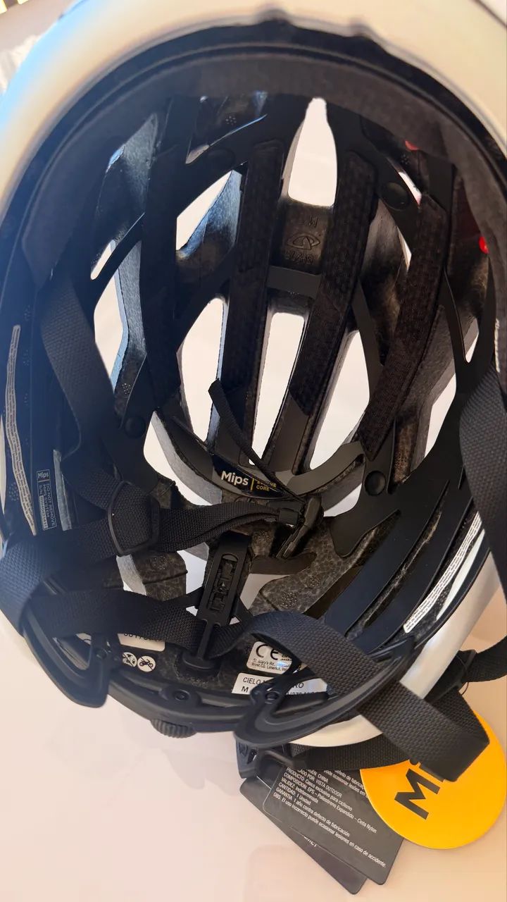 Capacete Giro  - Foto 2