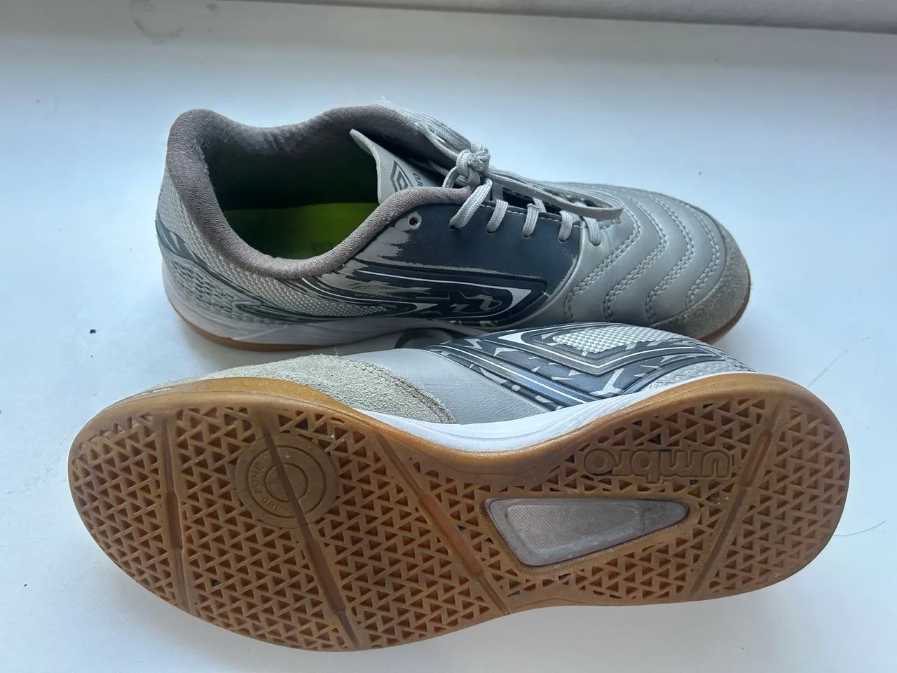 Chuteira Salão Futsal Umbro Pro 5 Bump -Tamanho 37 - Foto 3