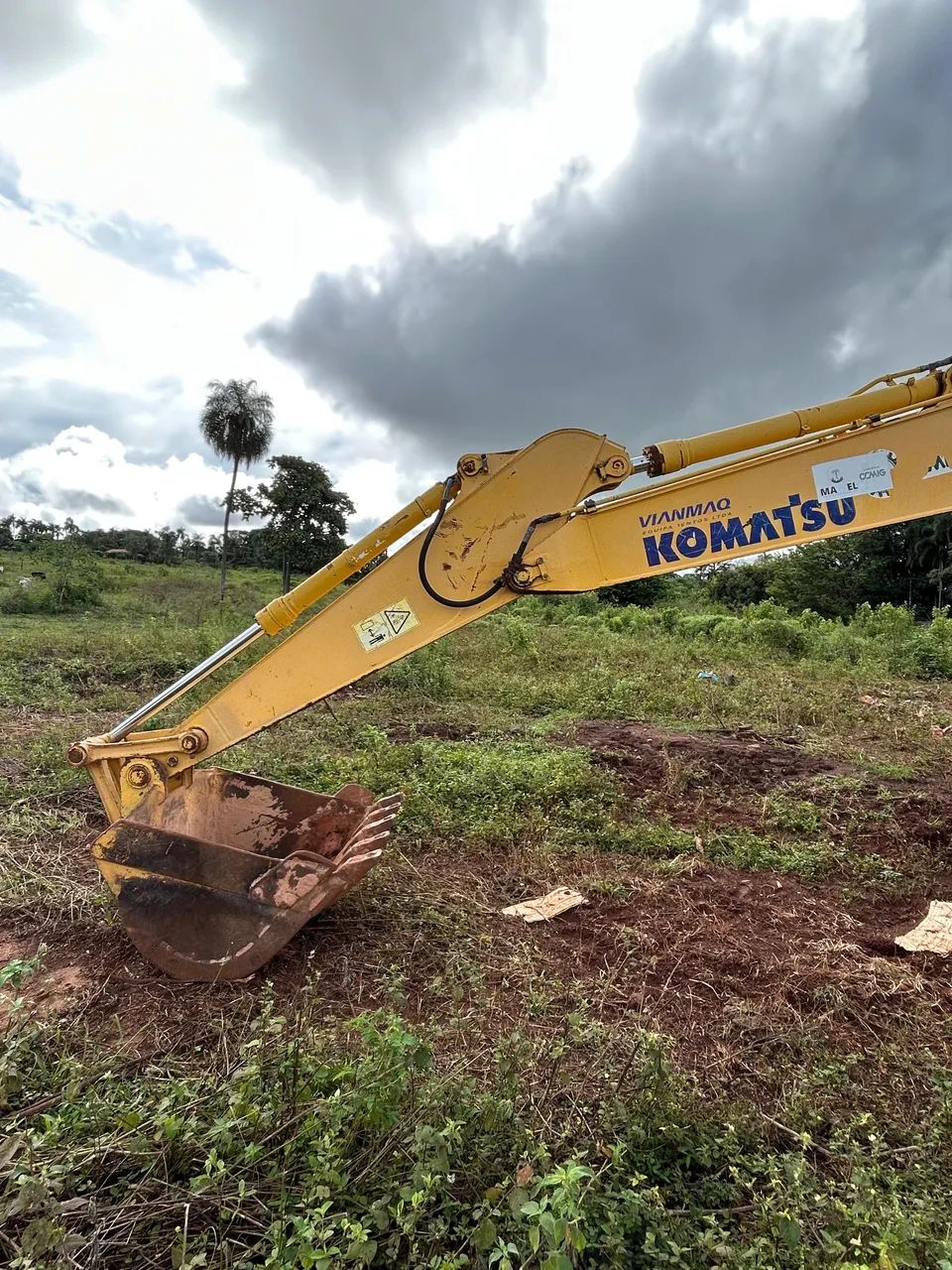 PC komatsu 160 LC ano 2018,preço bom pra vender rápido - Foto 5