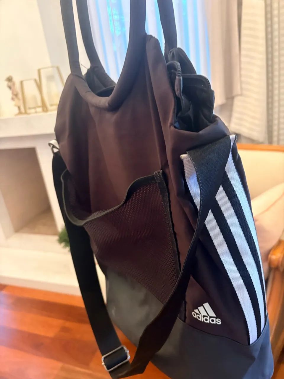 Bolsa Adidas Original com Compartimento para Notebook - Academia e Trabalho